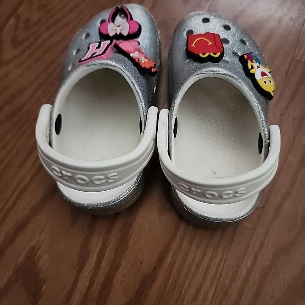 CROCS these slippers
